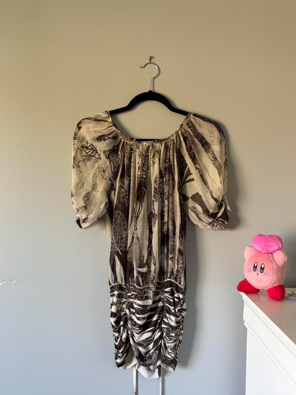 Floral Sheer Blouson Top in Black and White